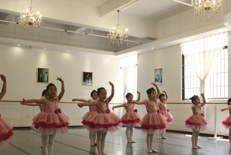 广州朱丽叶芭蕾舞蹈教育机构预订